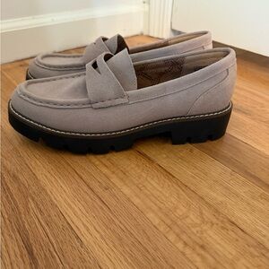 Stylish Gray Women's Loafers
